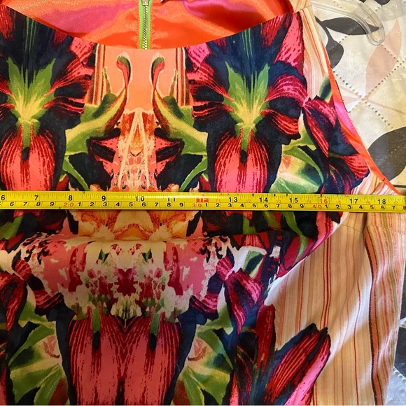 🧡HP🧡 Tahari Dress - Picture 4 of 7